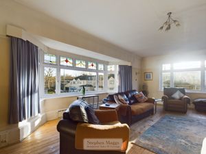 Photo 11- click for photo gallery